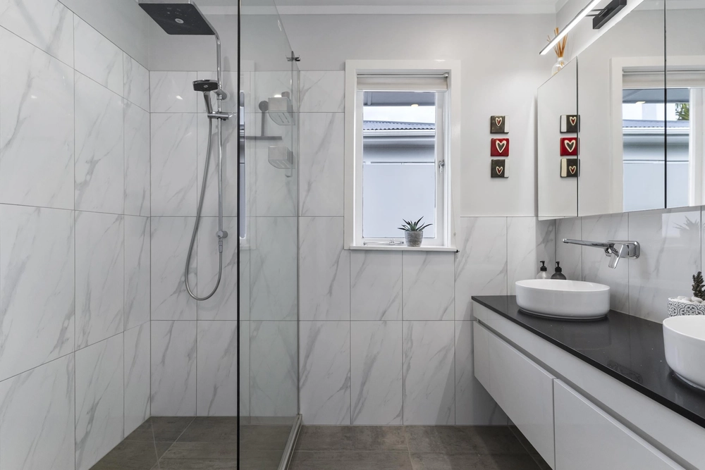Photos of 10 Forfar Road