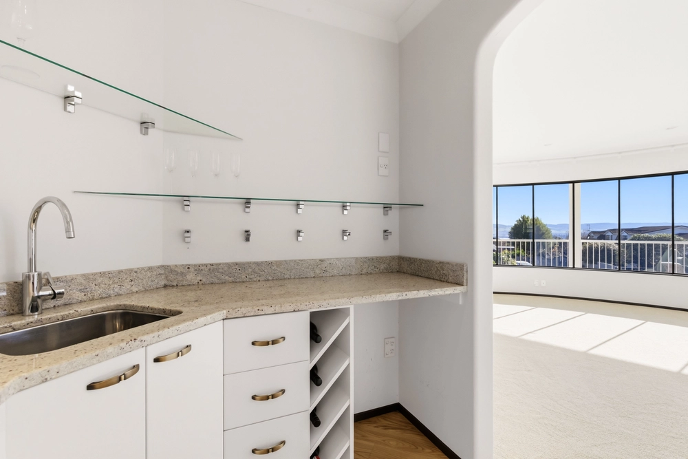 Photos of 45 Arrowsmith Avenue