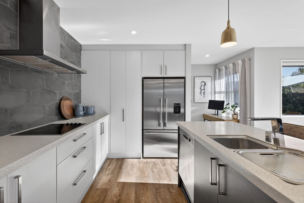 Photos of 9 Hillbourne Street