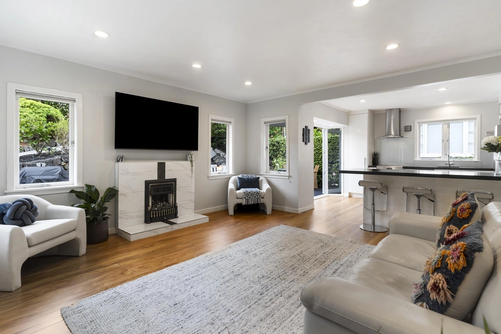 Photos of 10 Forfar Road
