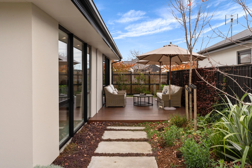 Photos of 10 Spalling Road