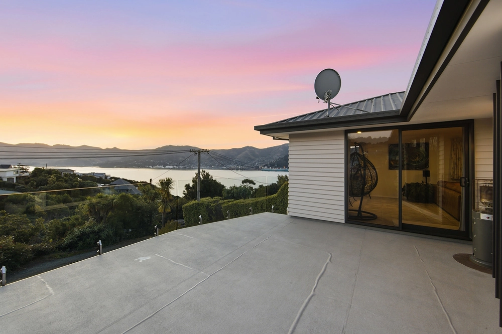Photos of 30 Te Ara Crescent
