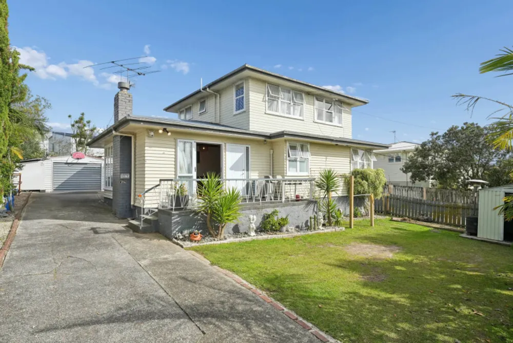 Photos of 4 Kaweka Street