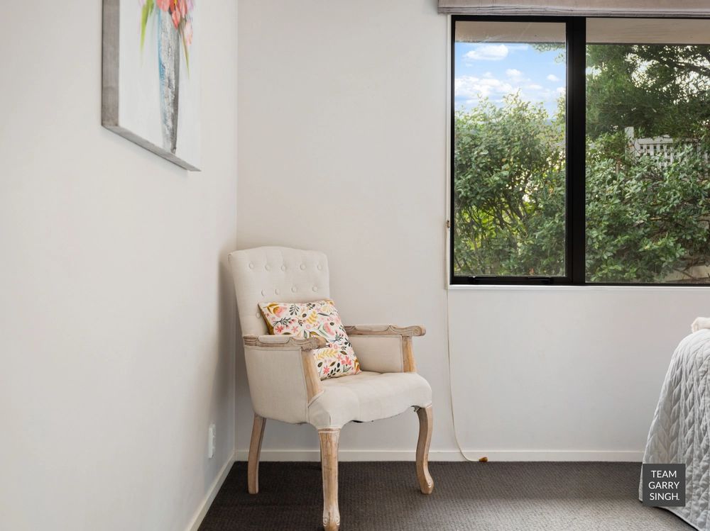 Photos of 44A Greenhaven Avenue