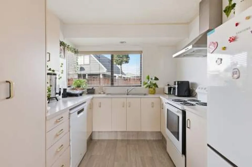 Photos of 41A Grenada Street