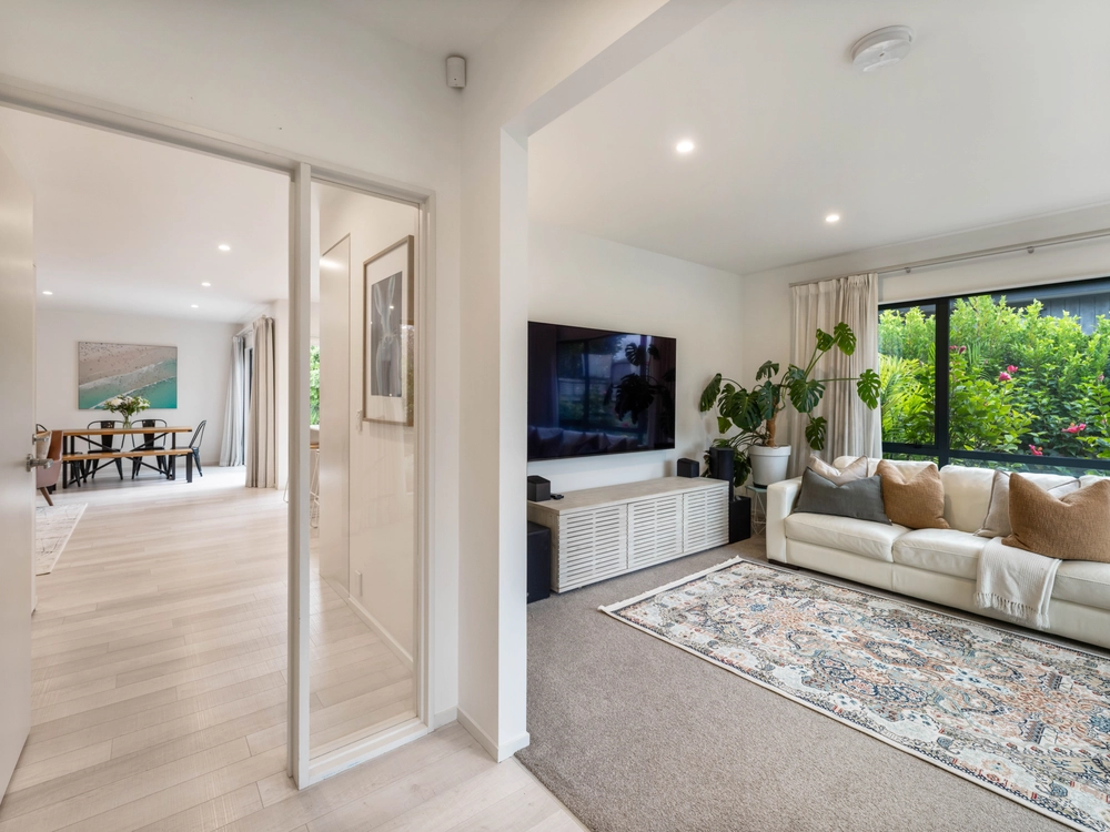 Photos of 34 Kuhanui Drive