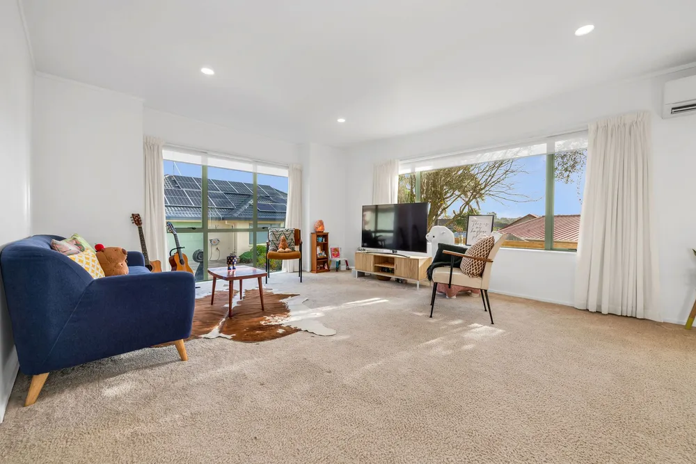 Photos of 2/18 Mission View Drive