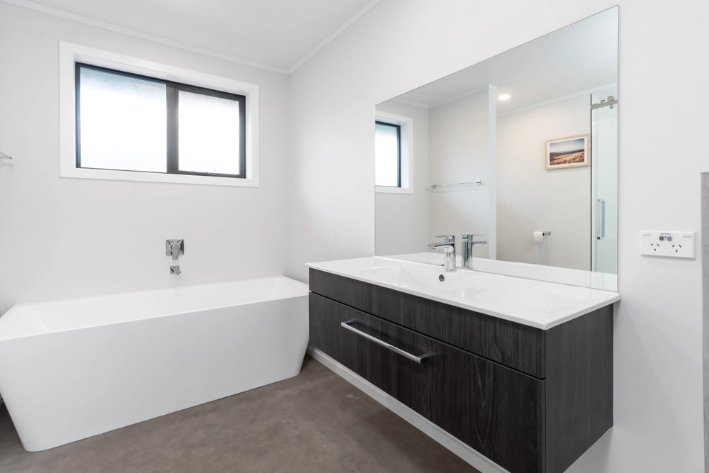 Photos of 586 Trents Road