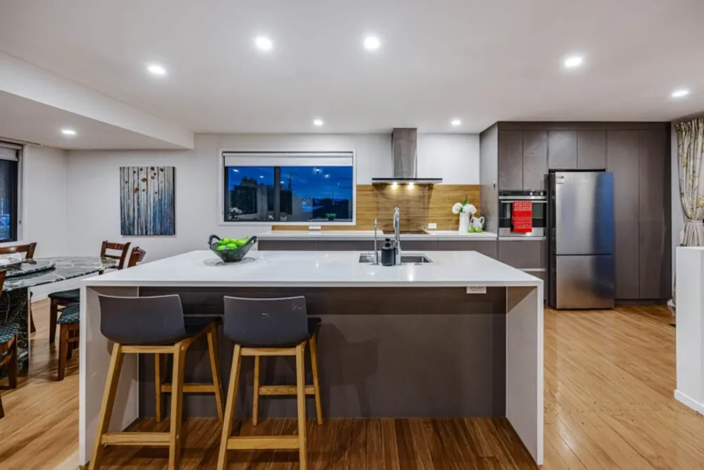Photos of 213 Bucklands Beach Road