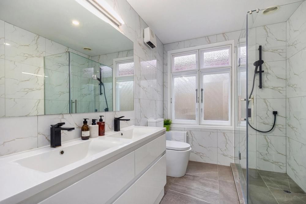 Photos of 116 Carrington Road