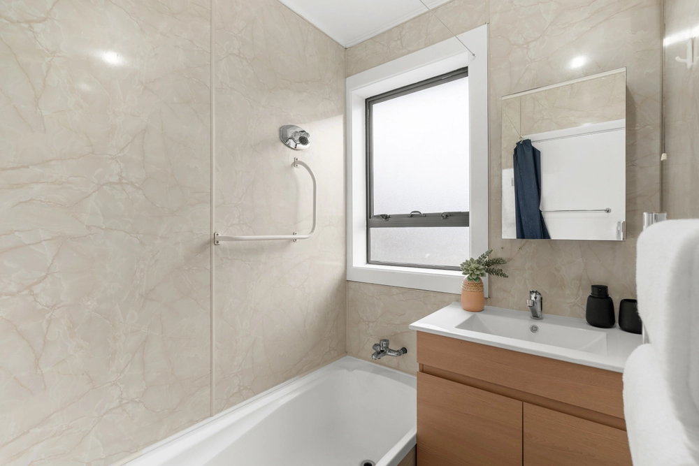 Photos of 6 Lyall Place