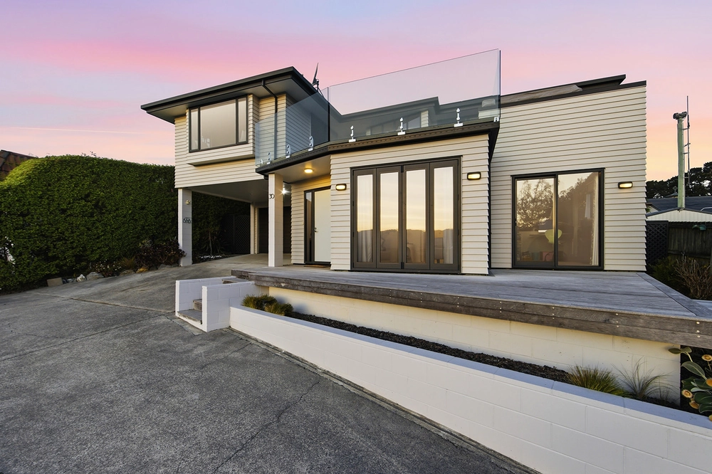 Photos of 30 Te Ara Crescent