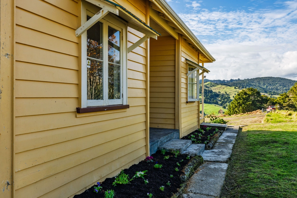 Photos of 544 West Coast Road