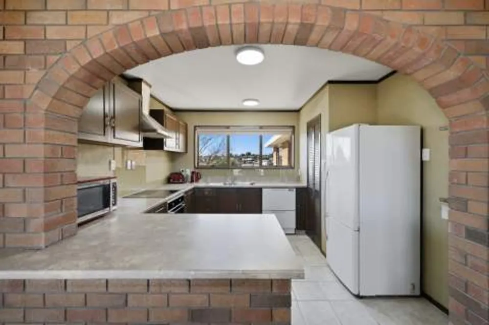 Photos of 17 Upland Street