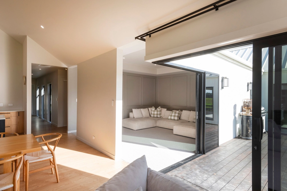 Photos of 600 Back Ormond Road