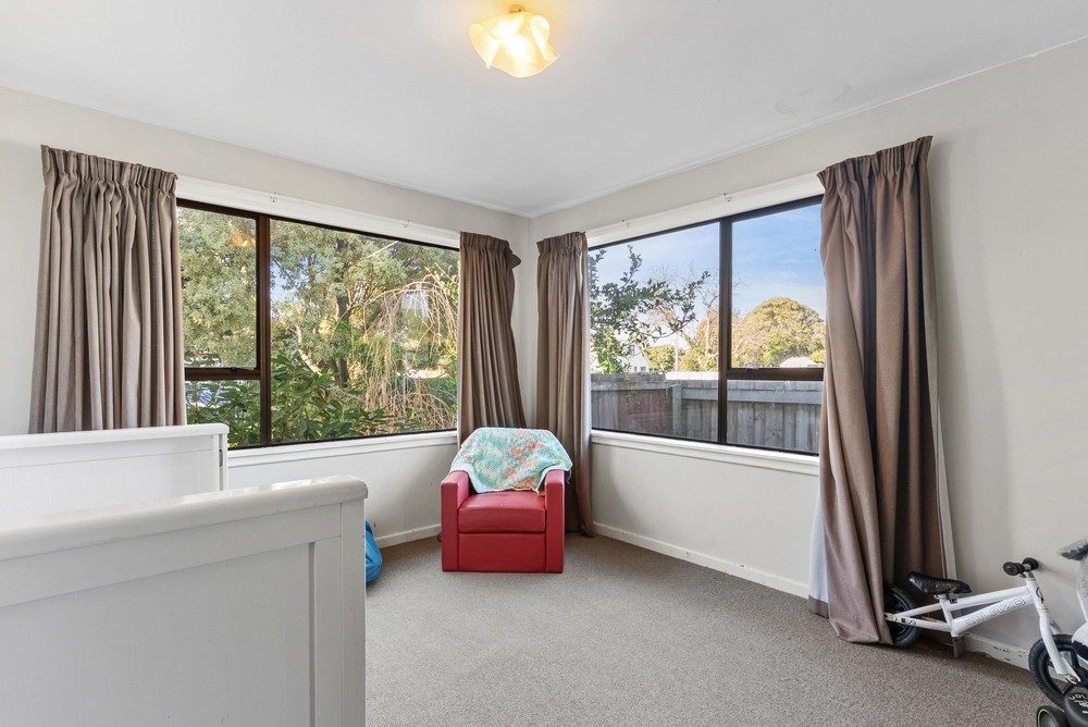 Photos of 72 Middleton Road