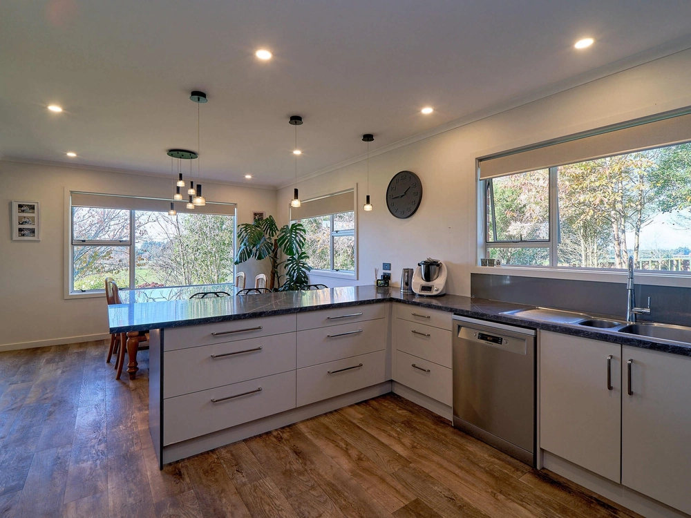 Photos of 691 Pleasant Point Highway