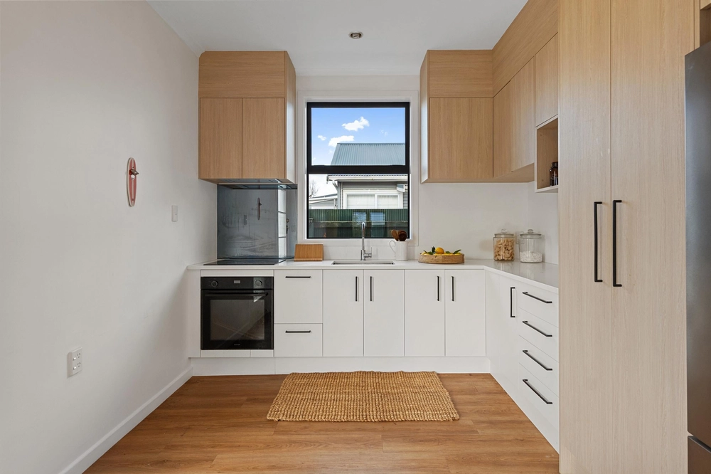 Photos of 128 Lyttelton Street