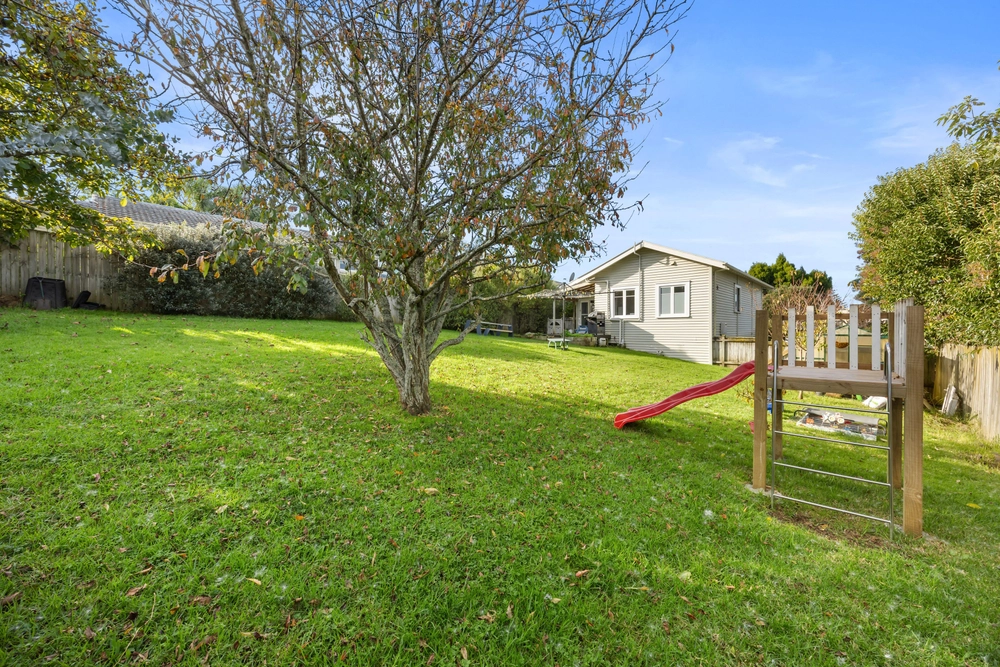 Photos of 17 Tamaki Avenue