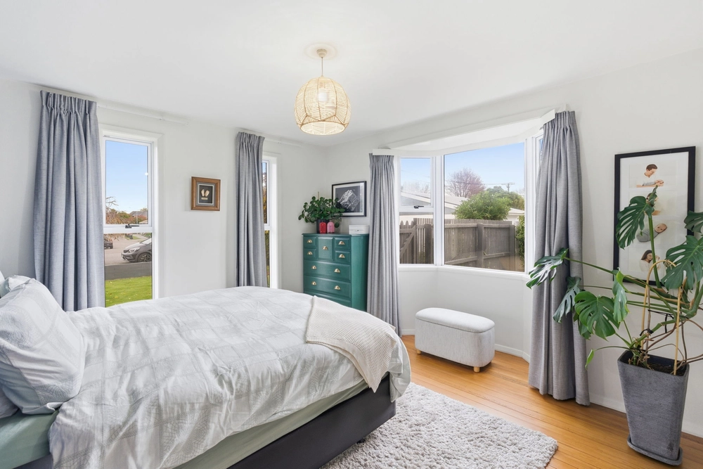 Photos of 72 Merrin Street
