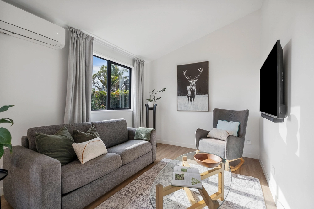 Photos of 32B Red Hill Road