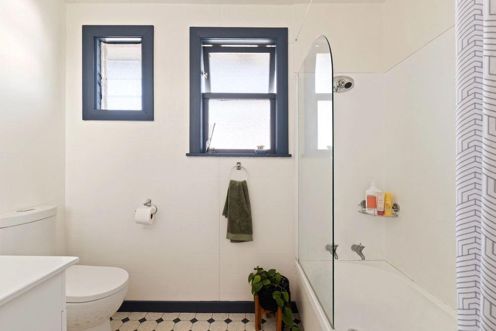 Photos of 41 Muir Street