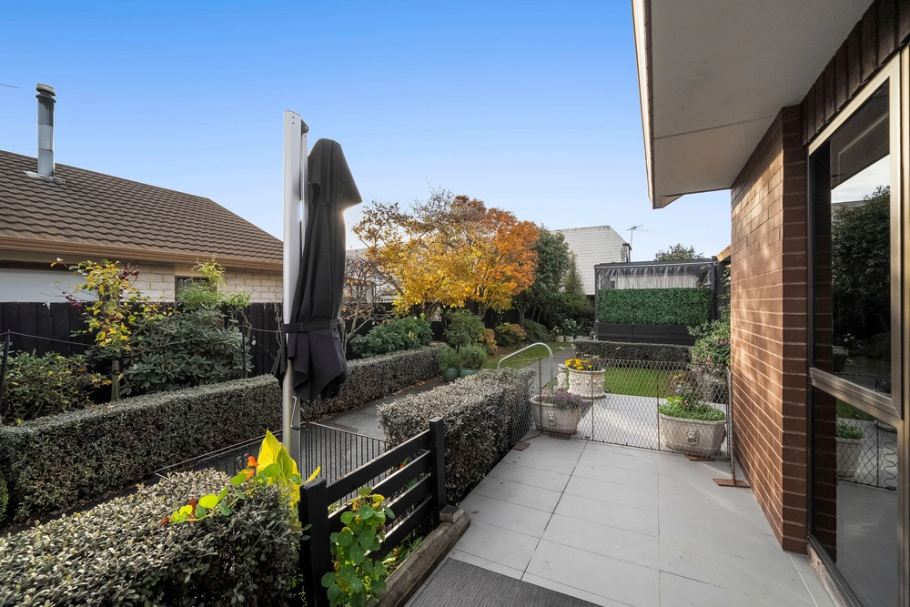 Photos of 212 Maidstone Road