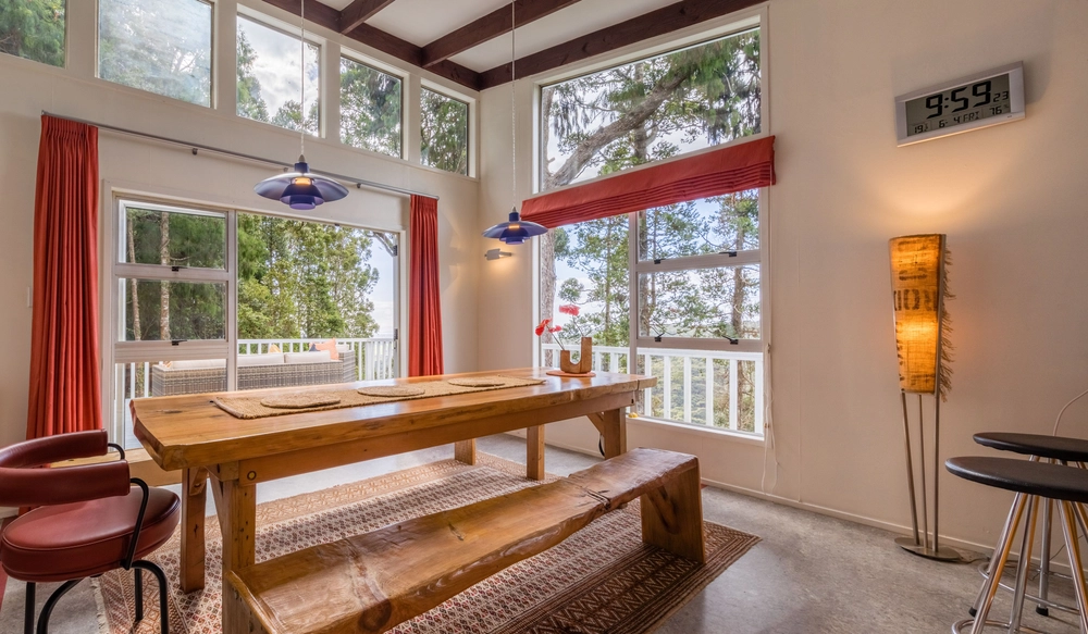 Photos of 136 Opanuku Road