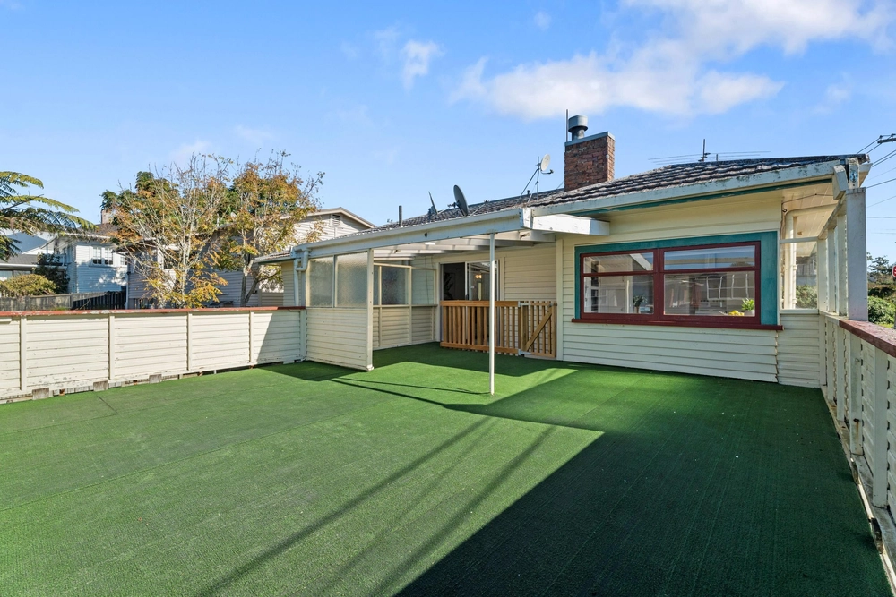 Photos of 13 Akarana Avenue