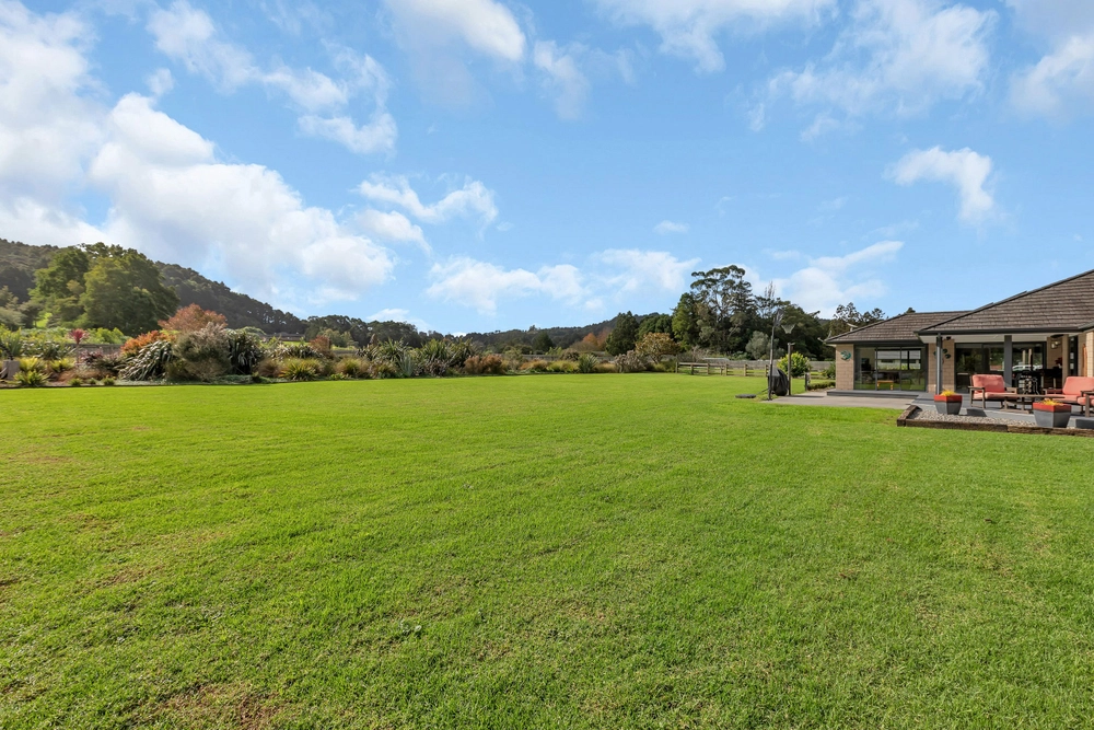Photos of 36 Layby Lane