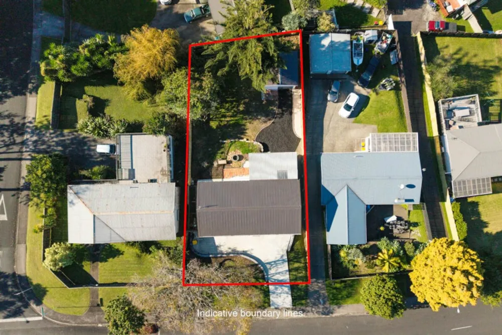 Photos of 71 Lauderdale Road