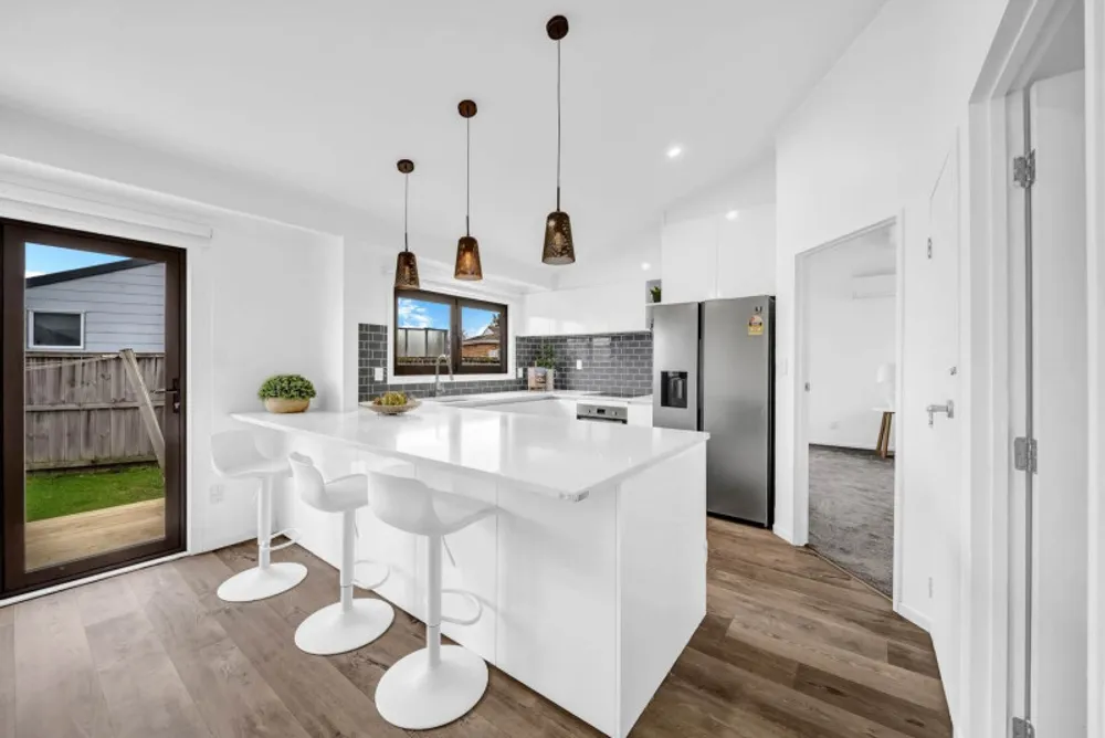 Photos of 2/146 Buckland Road