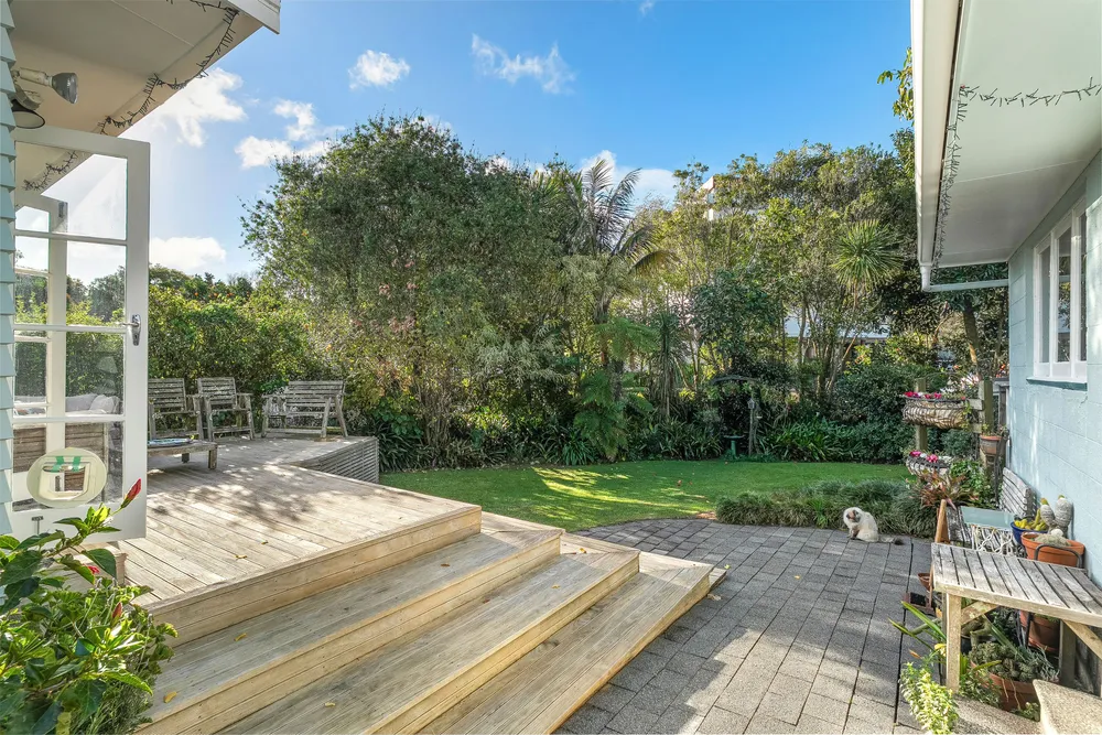 Photos of 7 Burnside Avenue