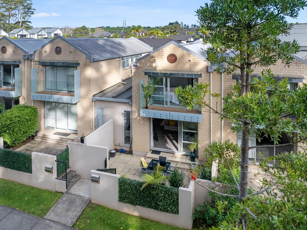 Photos of 337 Millwater Parkway