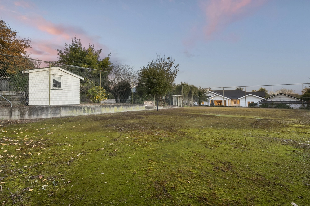 Photos of 410 River Road