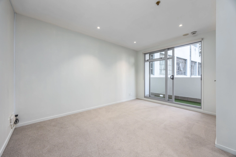 Photos of 2K/32 Eden Crescent