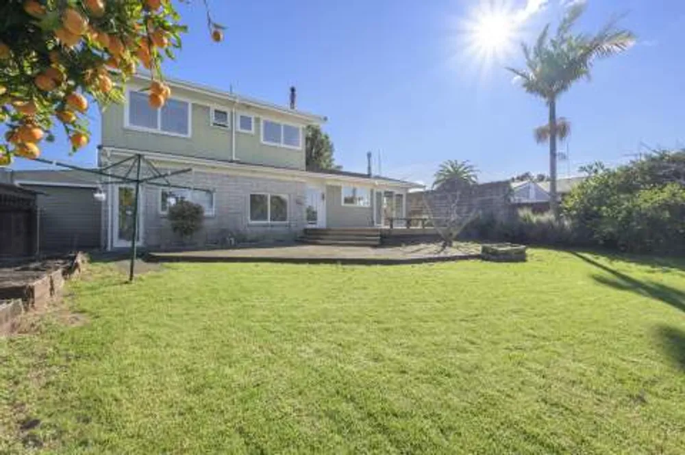 Photos of 423 Maungatapu Road