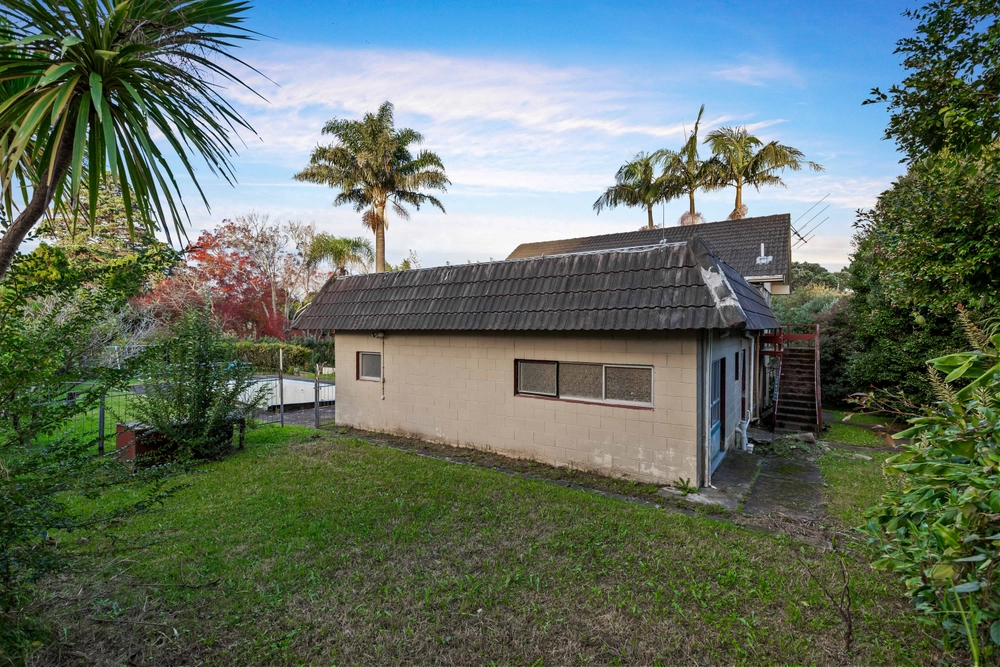 Photos of 273A Royal Road