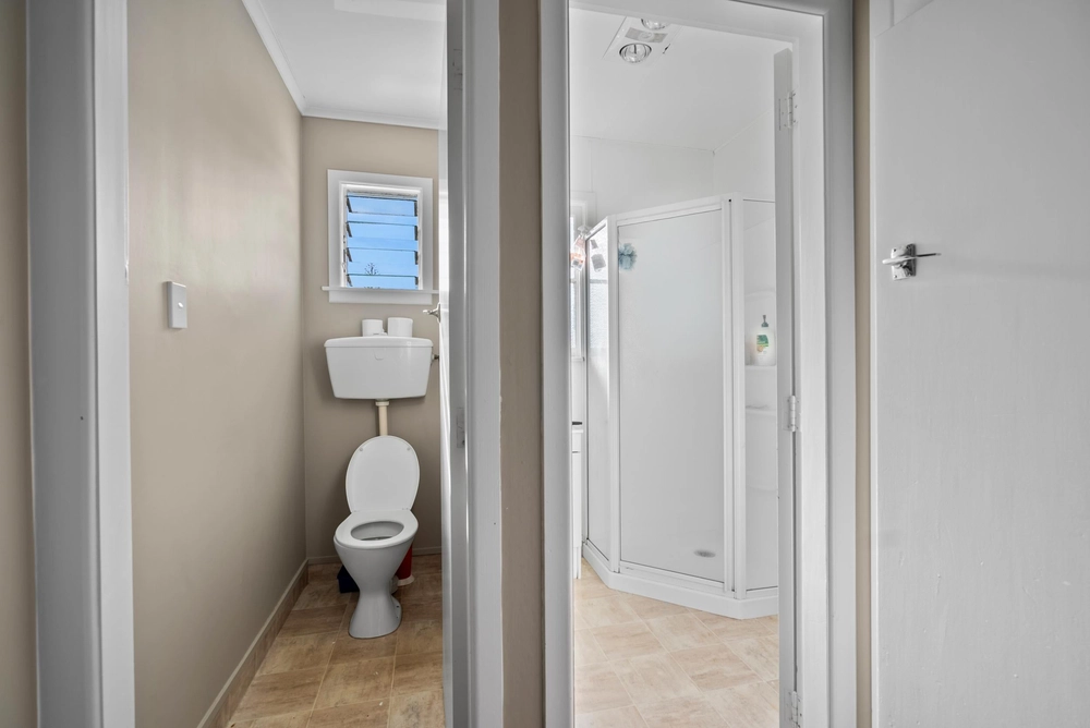 Photos of 16 Ruawai Wharf Road