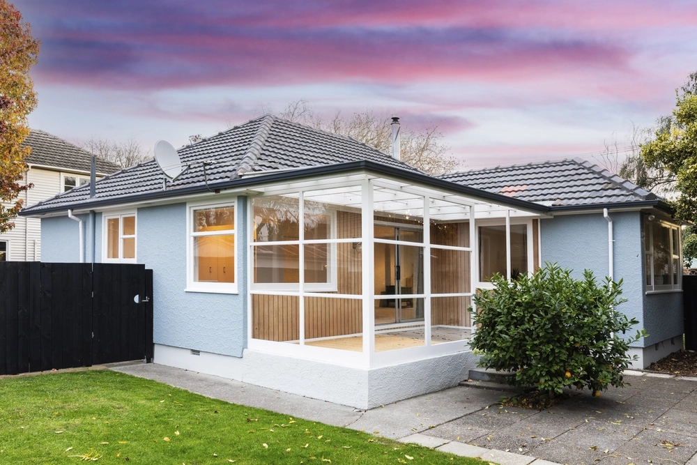 Photos of 36 Eveleyn Couzins Avenue