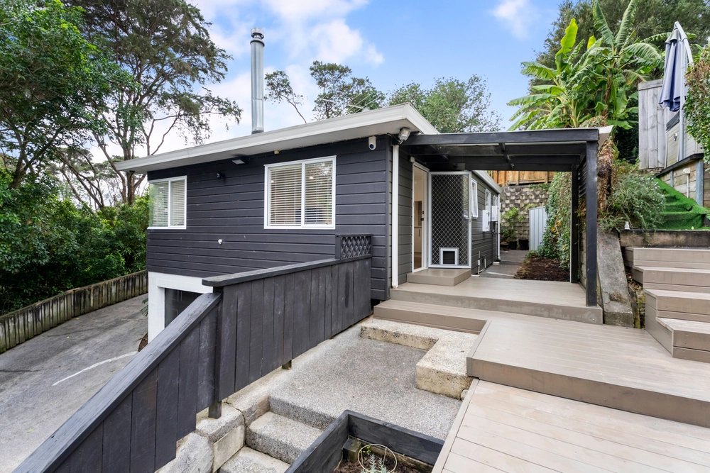Photos of 33 Brooke Road