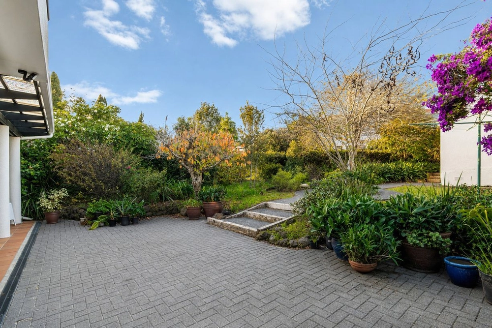 Photos of 47A Maygrove Drive