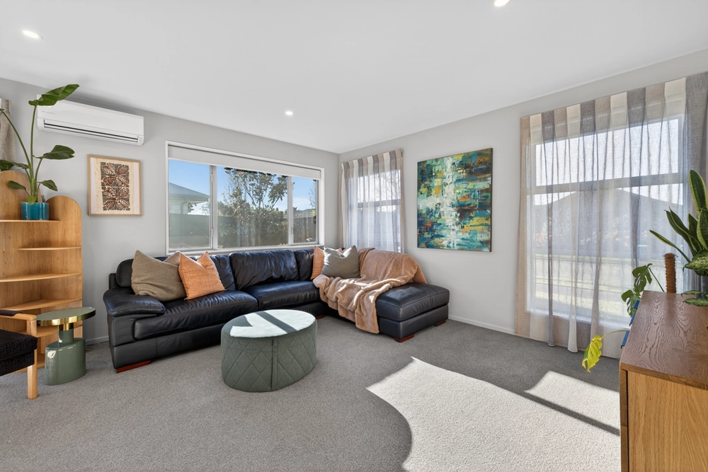 Photos of 9 Hillbourne Street
