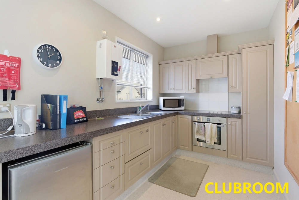 Photos of 372 Yaldhurst Road