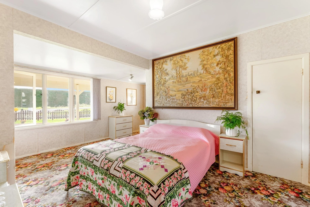 Photos of 94 Wilson Road South