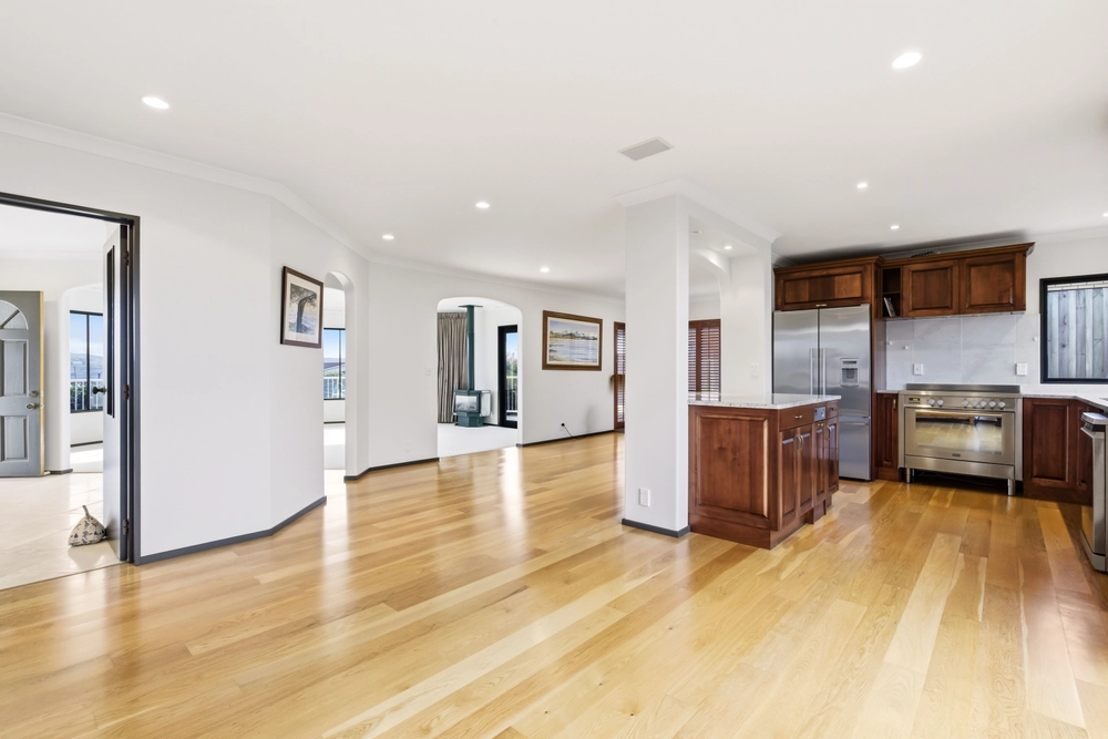 Photos of 45 Arrowsmith Avenue