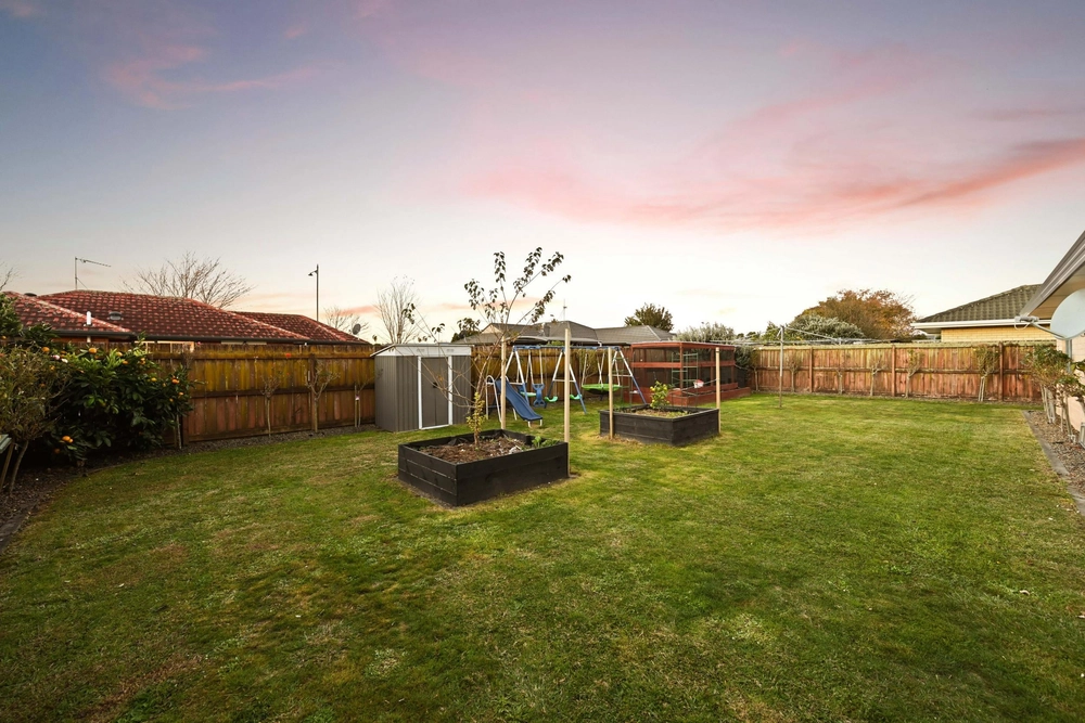 Photos of 9 Wembley Close