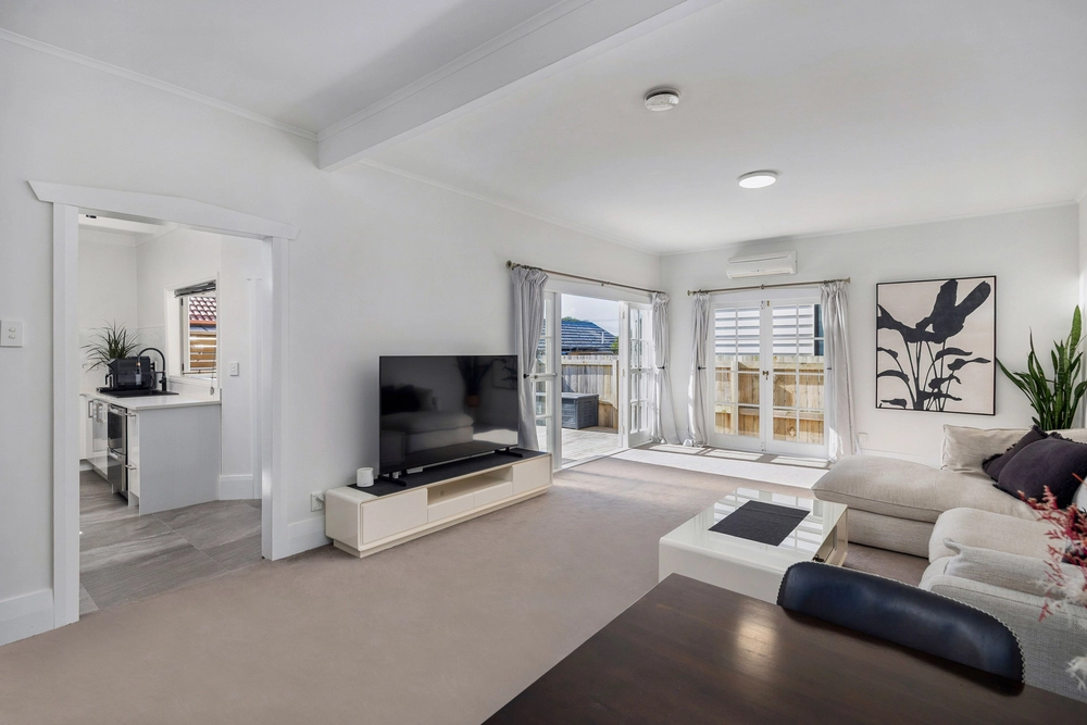 Photos of 116 Carrington Road