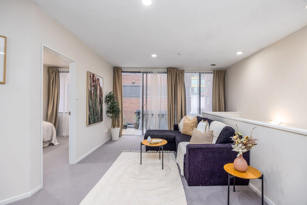 Photos of 72 Wellesley Street West