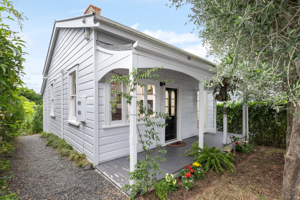 Photos of 14 Bond Street